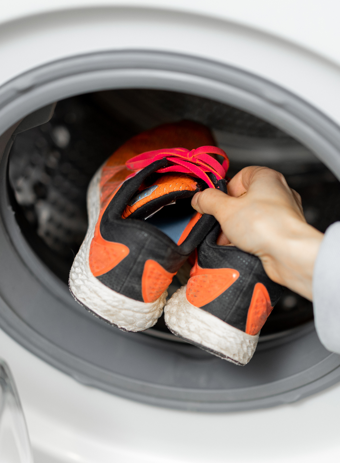 Come Lavare Le Scarpe In Lavatrice: Segreti per non rovinarle! – OlimpiaHome